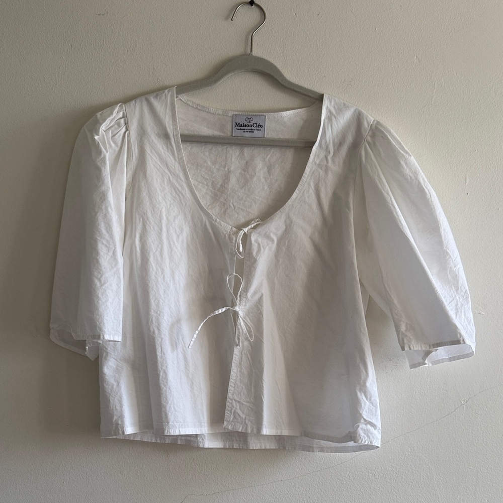 Maison Cléo Elegant White Tie-Front Blouse